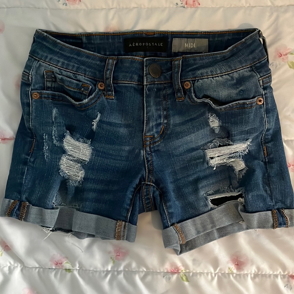 Woman’s Aeropostal Midi Jean Shorts